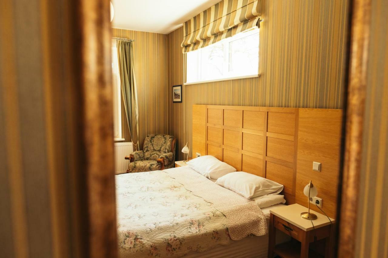 Hotel Vila Diemedis Palanga Exteriör bild