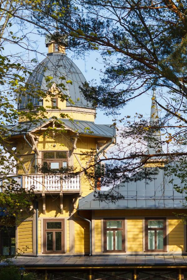Hotel Vila Diemedis Palanga Exteriör bild